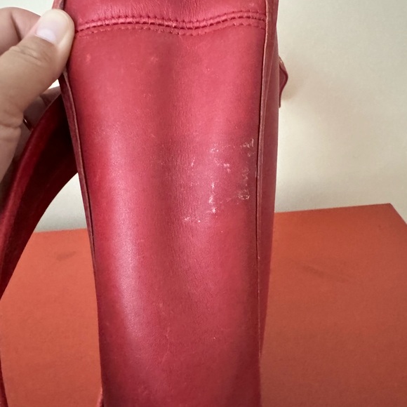 Vintage coach leather bags, used condition with signs of used all overs. - Picture 6 of 14